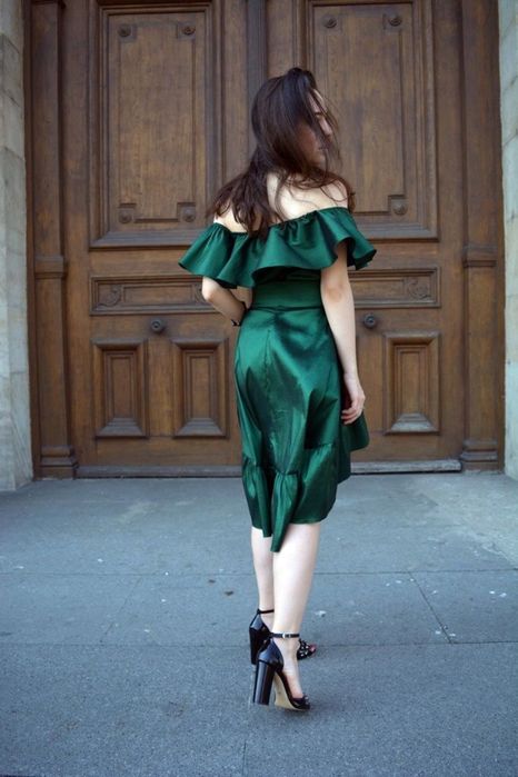 Vând rochie de ocazie verde Emerald