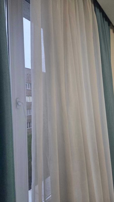 Продам шторы и тюль в хорошем состоянии
