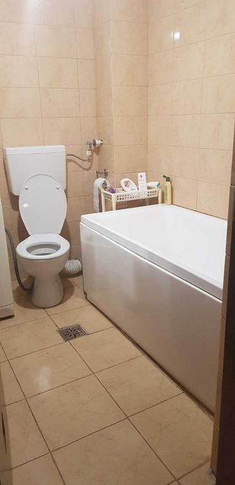 Proprietar vand Garsonieră cu terasa 24 m, Otopeni central, Strada 23 August,35mp, terasă privată 25 mp, TVA inclus