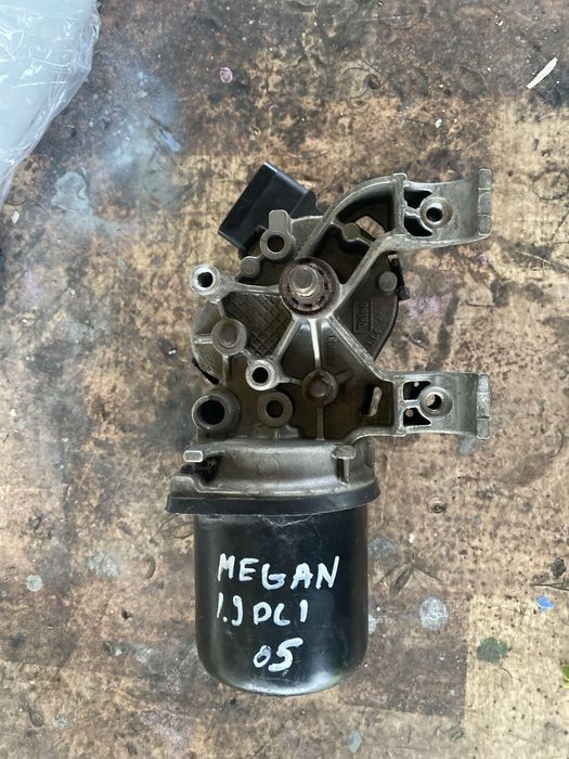 Мотор предни чистачки за рено меган 2