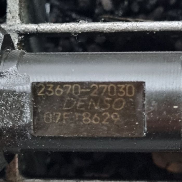 Injector Toyota RAV 4 II 2.0 D 2002 - 2006 116CP 1CD - FTV Euro4 (1428) Diesel 2367027030