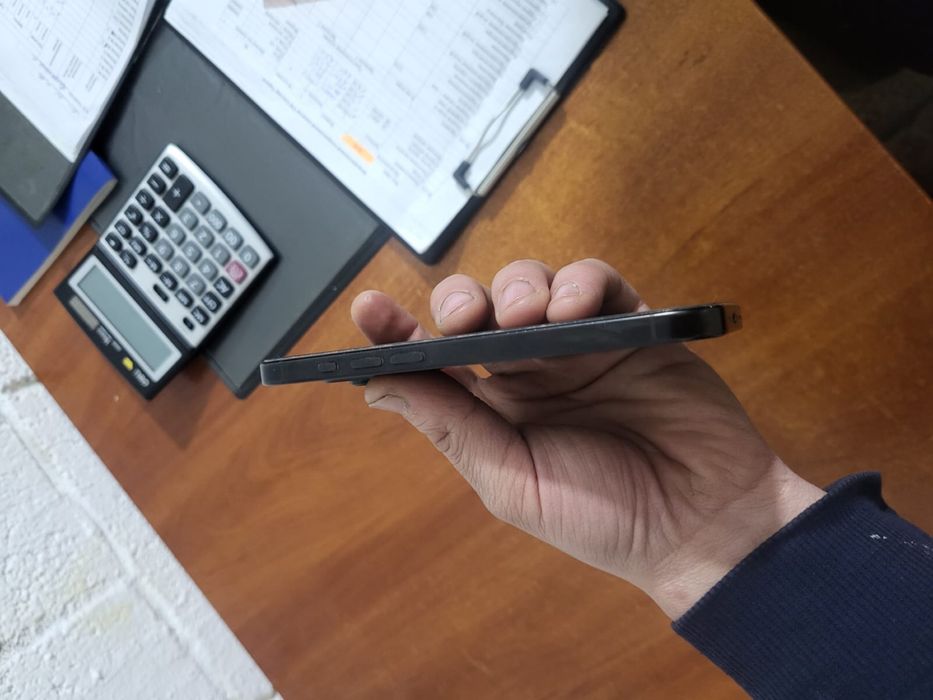 Iphone 16 pro 128 esim