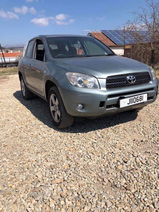 Toyota Rav4 2.0i на части!