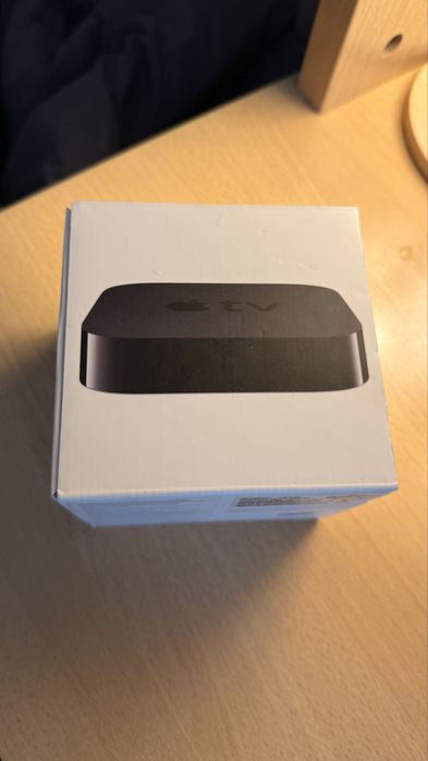Apple TV (3-то поколение, модел A1469) отлично състояние.