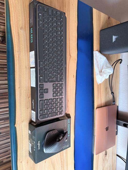 Клавиатура Logitech MX Keys + мышь mx master 3
