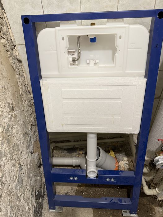 Продам инсталляцию с унитазом