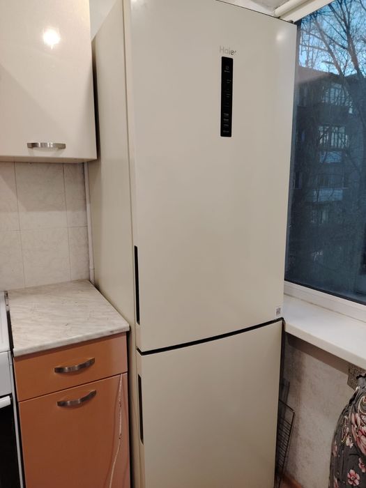 Холодильник haier