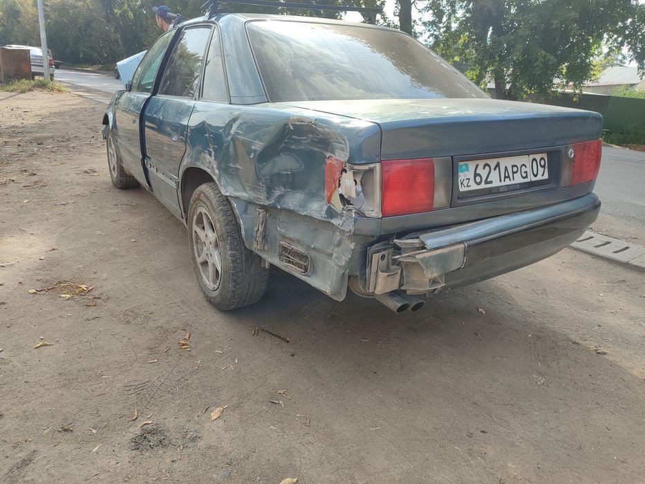 По запчастям продаётся Ауди 100 С4