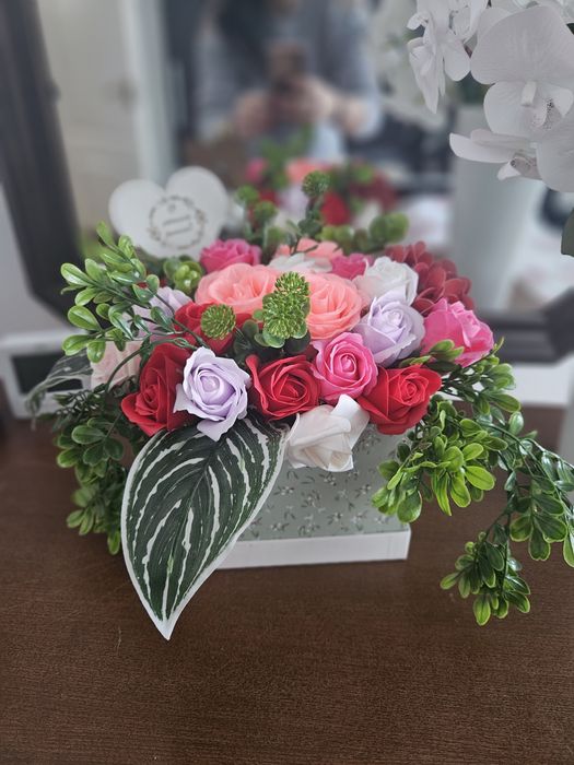 Aranjamente florale din sapun si silicon