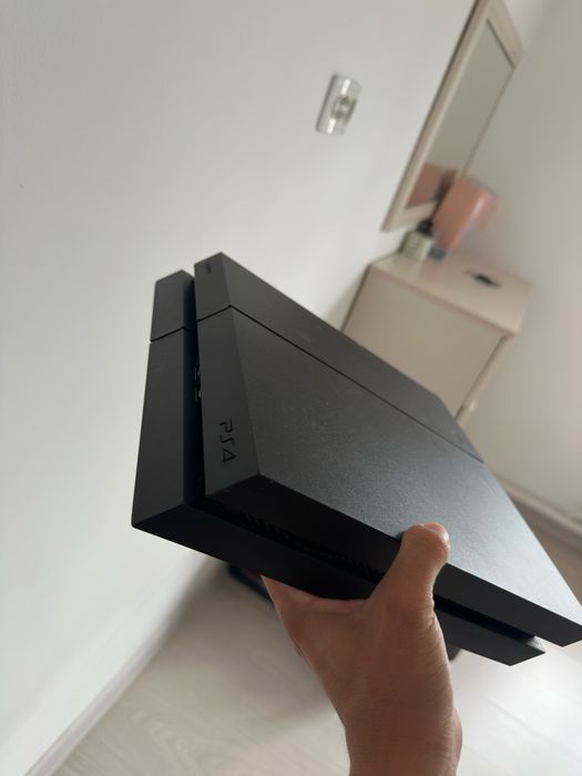 Ps4 продам с играми