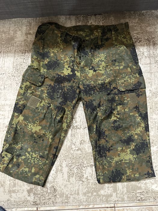 Военни ризи, панталони и шапки - 20€ - 1бр