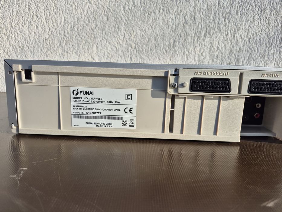 Vand video marca Funai model 31A-650 , made in P.R. C


- HQ

- AC/DC