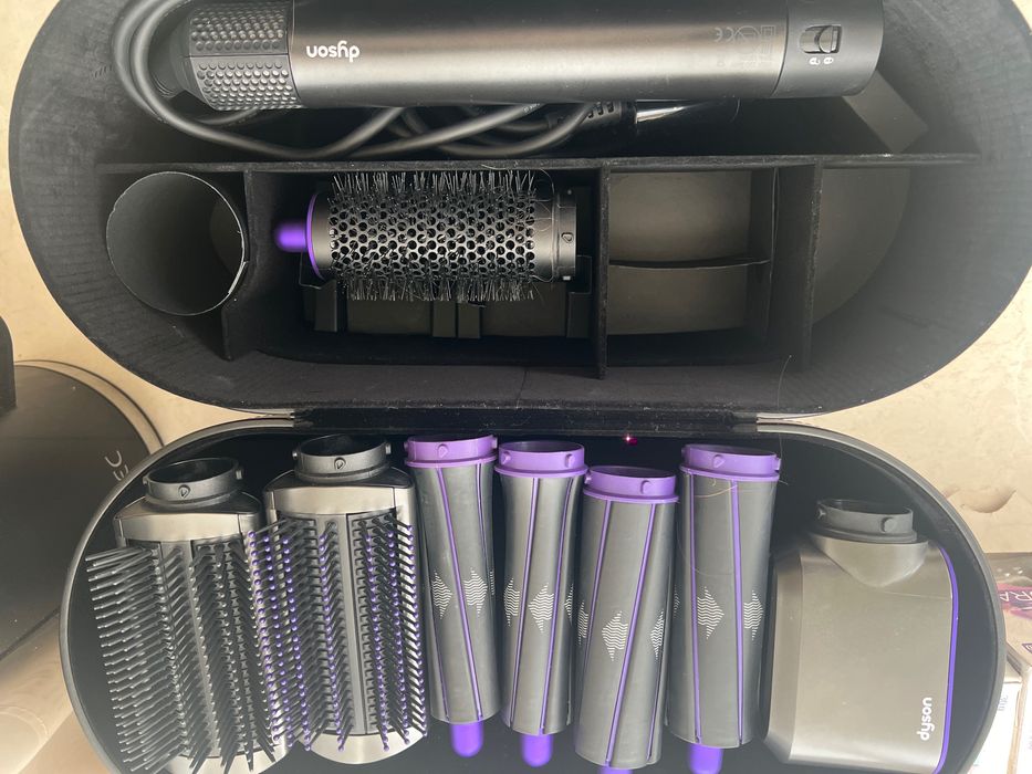 Dyson Airwrap complete styler