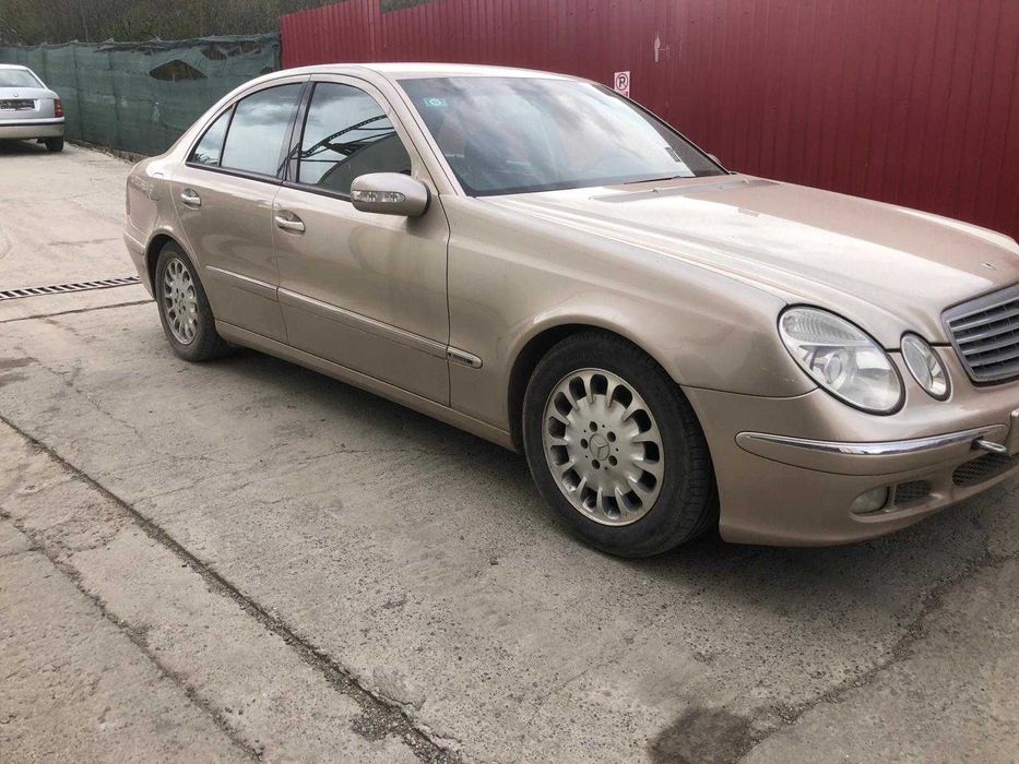 Dezmembram Mercedes-Benz E Class W211 2.7 diesel Euro 3