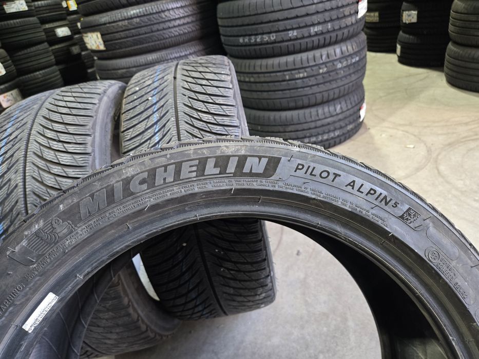 255/40/19 MICHELIN 4бр