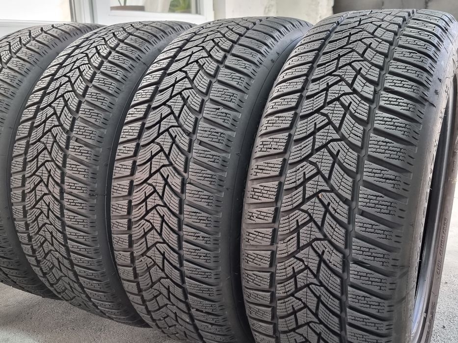 225/55/17 Dunlop 4Броя: 380лв 8.5мм