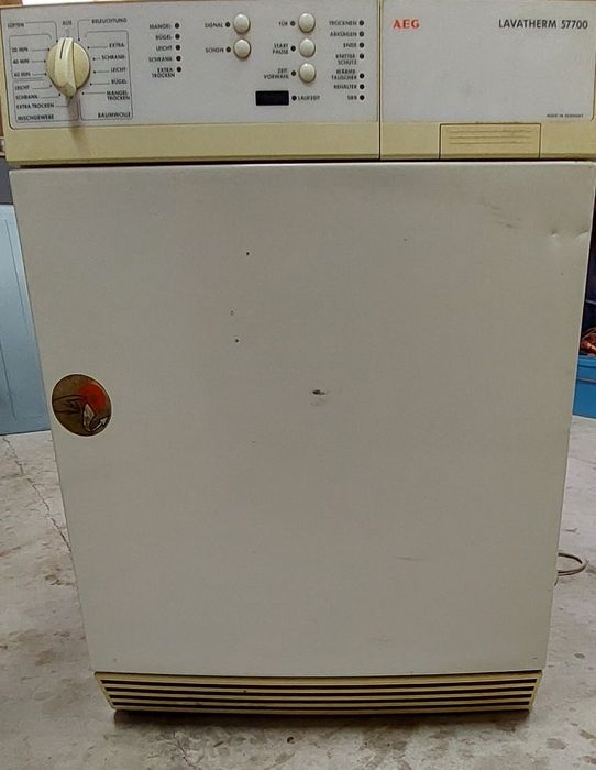 Сушилня AEG Lavatherm 57700