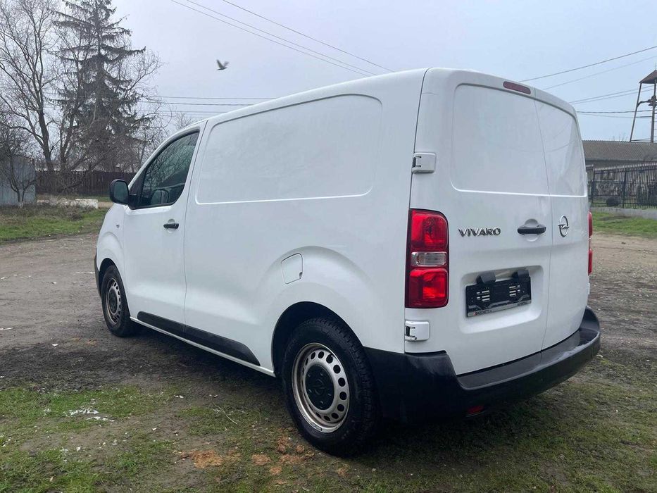 Opel Vivaro//1.5 Diesel/