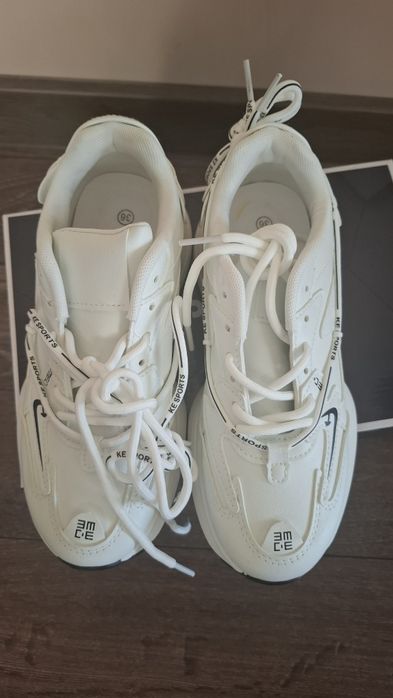 Дамски маратонки