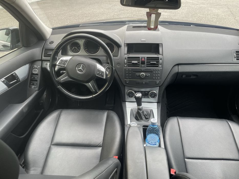 Mercedes-Benz C