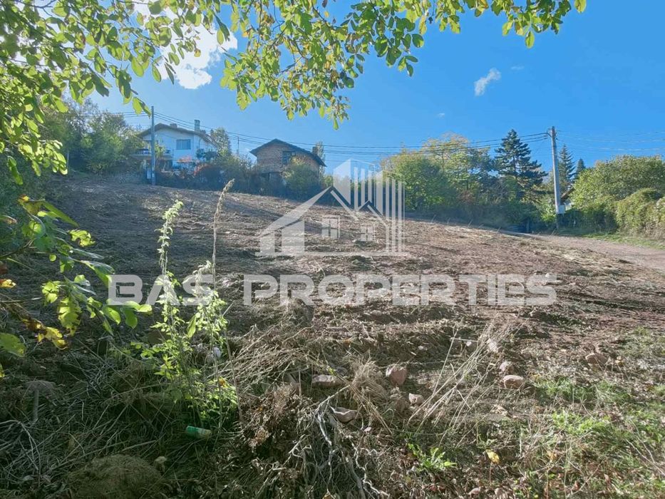 Парцел в София-с.Панчарево площ 980