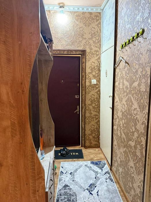 Продаётся квартира Чиланзар 20 квартал 2/4/4 панель 1,5 ×6