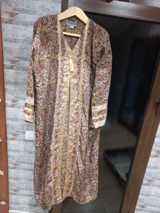 Всё привозное почти не носили