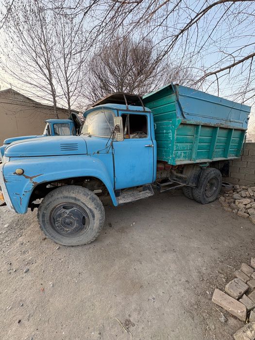 Зил самосвал яхши холатда