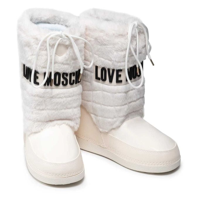LOVE MOSCHINO № 39 & 40 – Кожени апрески с пух "SNOWY WHITE" нови