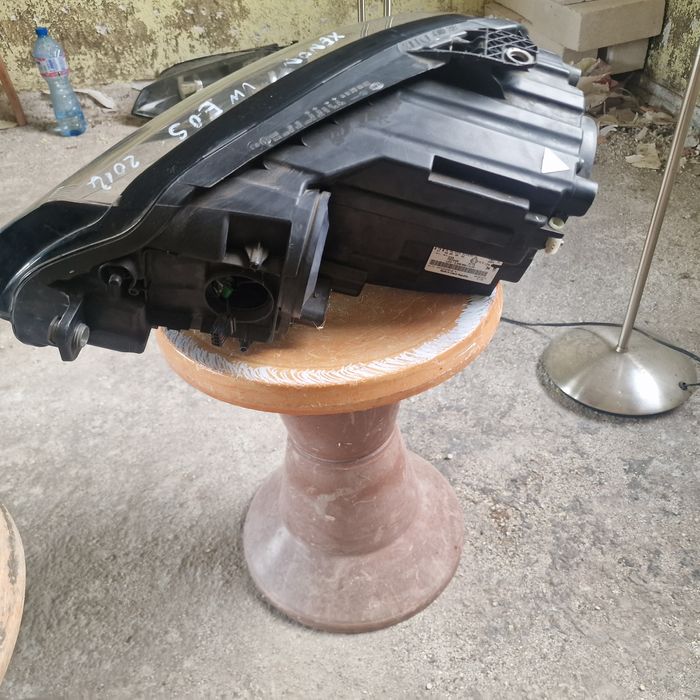 VW EOS  bi xenon 2017 ляв и десен фар