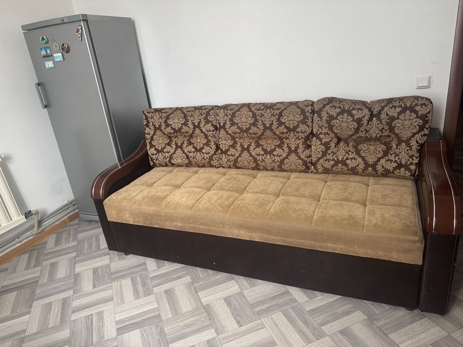 Дешево!диван раздвижной