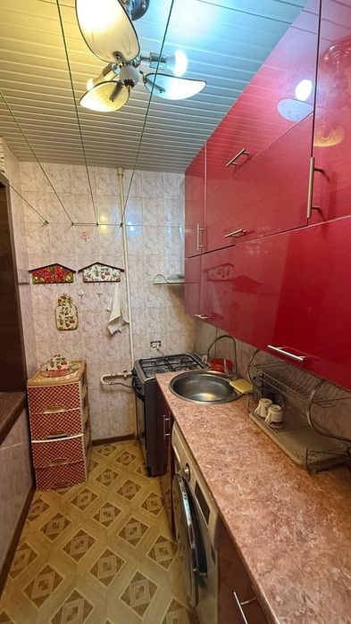 Продаётся квартира на Ц5 2/2/4 мебель и техника, Джентельмен Паб