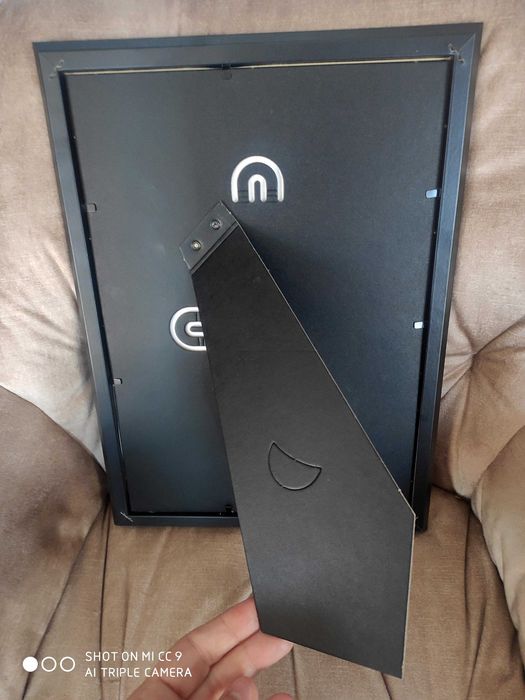 Нова картина с рамка ръчно рисувана акварел червена планинска къща