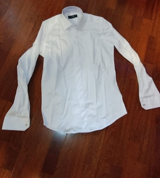 Camasi bărbați noi sigilate