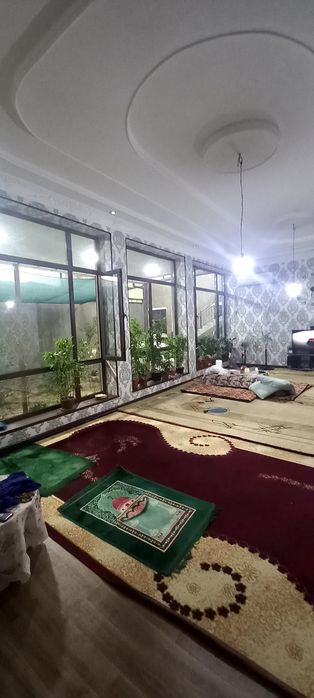 Сергели  Хонобод 2х этажный Евродом 4.5 сотки 8 комнат