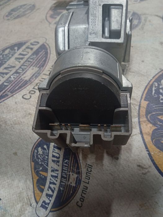 contact plus cheie  ford c-max