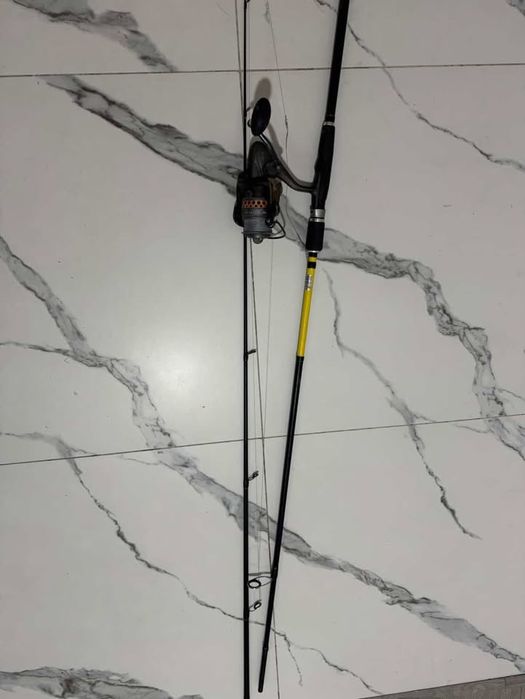 Продам спиннинг в отличном состоянии