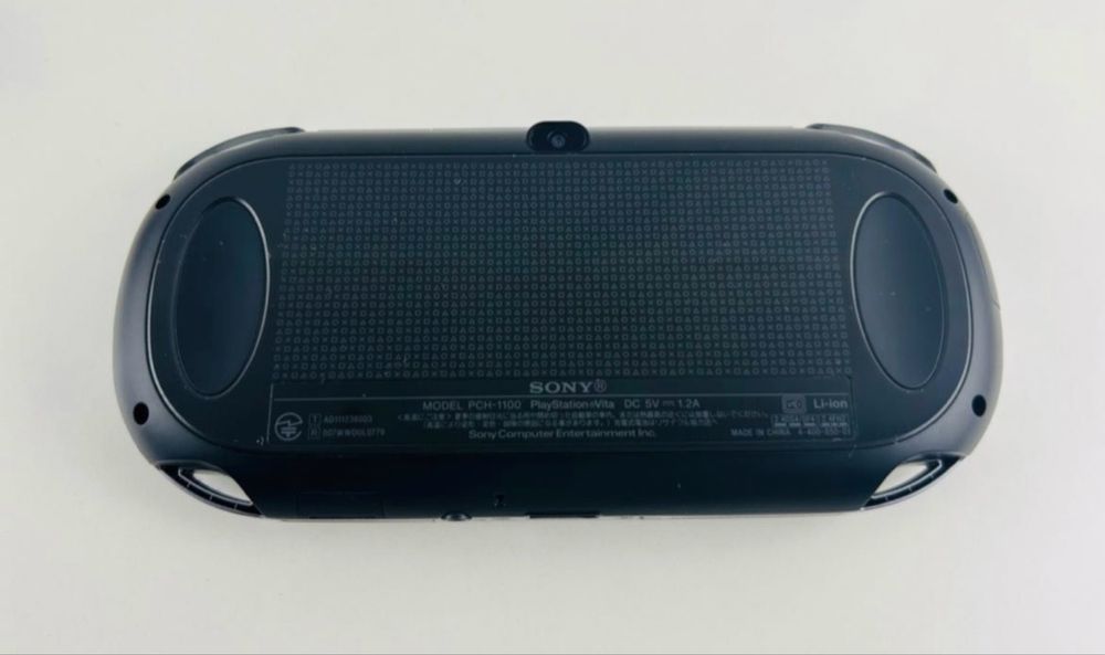 Playstation Vita взломанная - отличное состояние