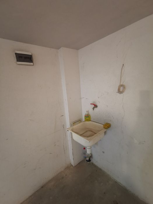 Дава се под наем Гараж / Паркомясто в Варна, Автогара - 27 кв.м за 142.8 € - Снимка #2