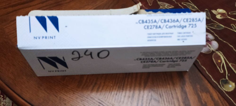 Продаю картридж  725)  
- **