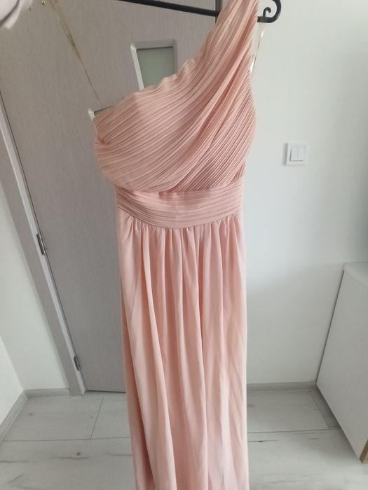 Официална рокля