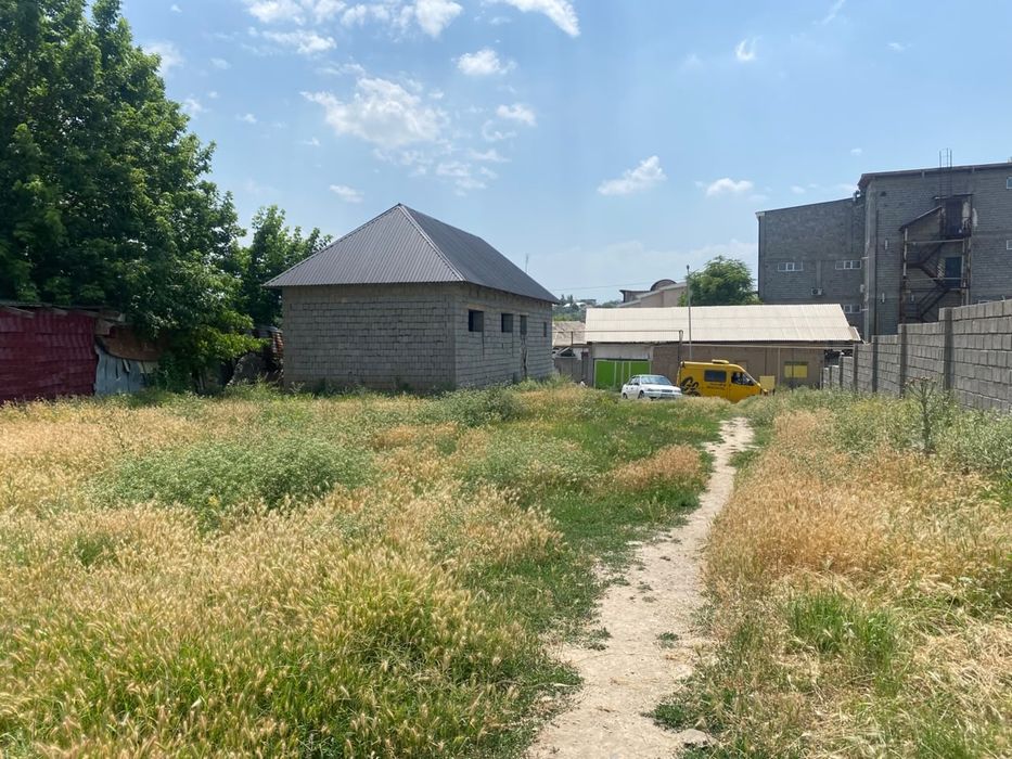 Продаётся времянка г.Ленгре в центре,