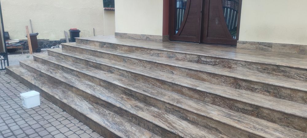 Marmură, granit, travertin