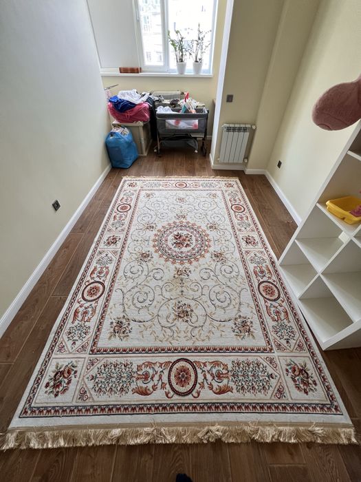 Продаются ковры 2 шт