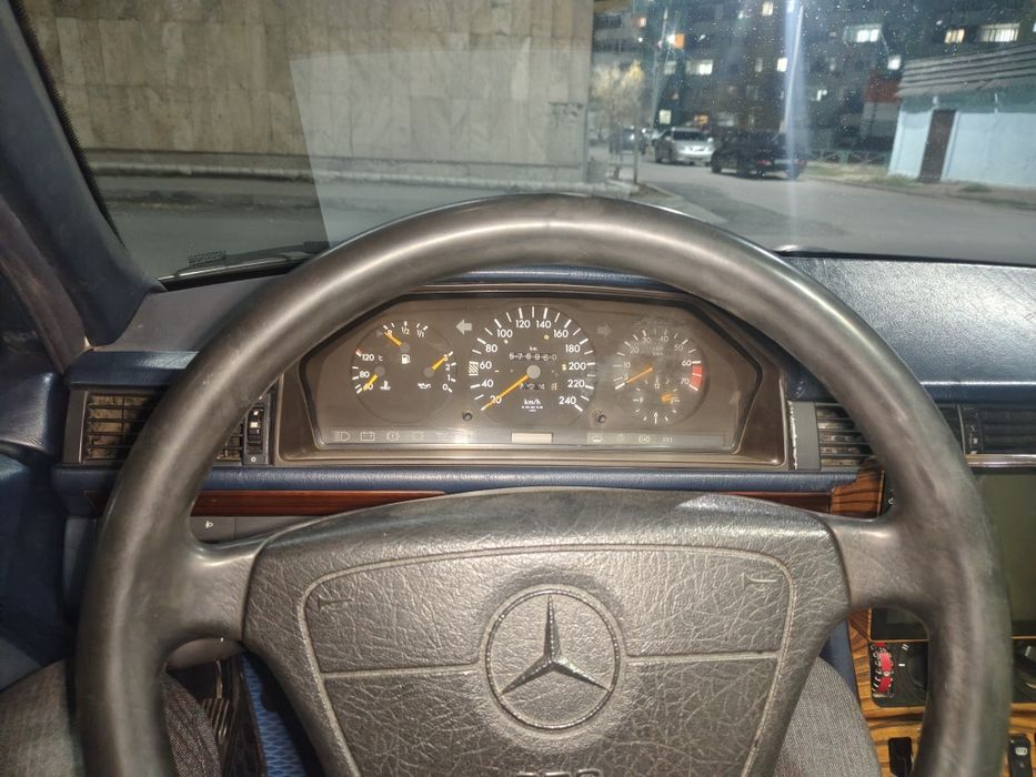 Продам w124 ешка