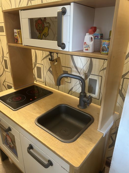 Продам детскую кухню