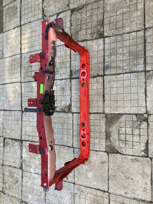 Маска/Очиларка за тойота аурис/Toyota auris 06-11г