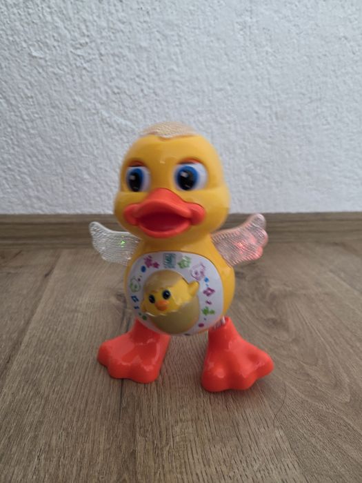 Детска играчка пате - пее и танцува