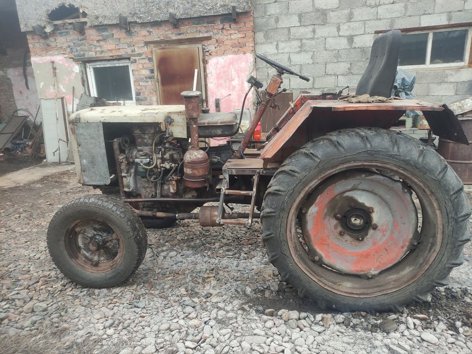 Продается трактор