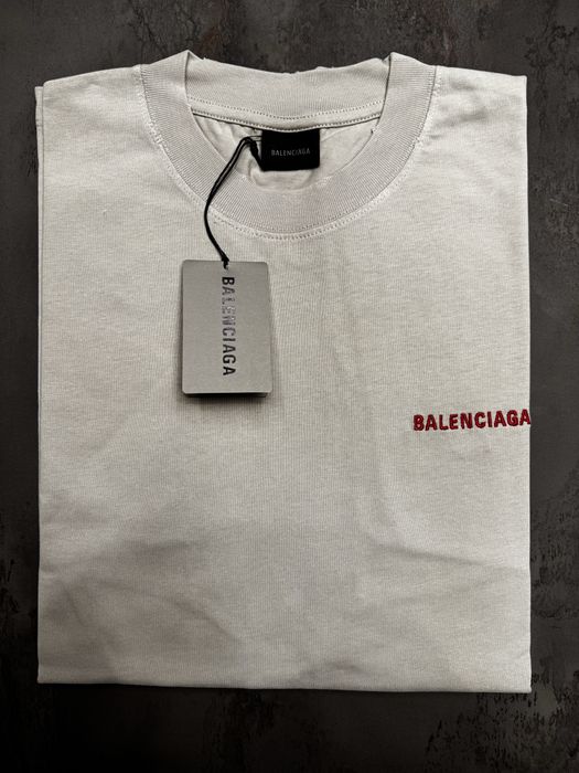 Много висок клас тениски Balenciaga